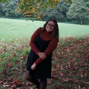 Meet your Posher, Izzy